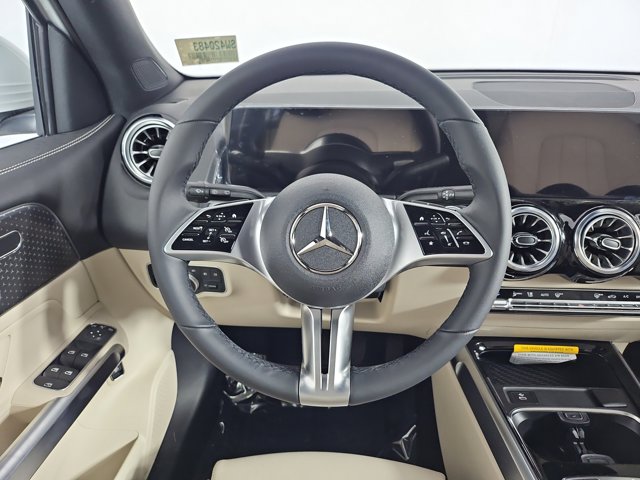 Vehicle image 12 of 30
