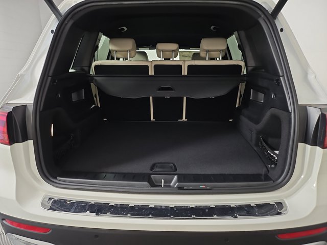 Vehicle image 22 of 30