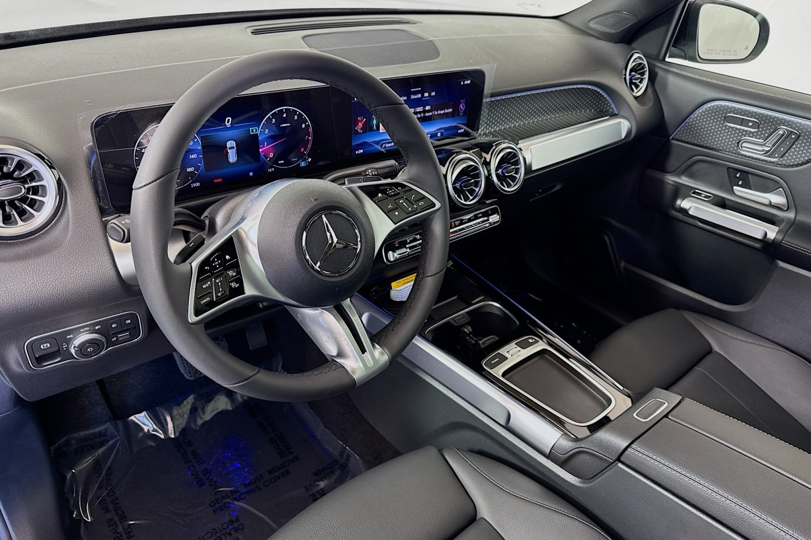 Vehicle image 9 of 29