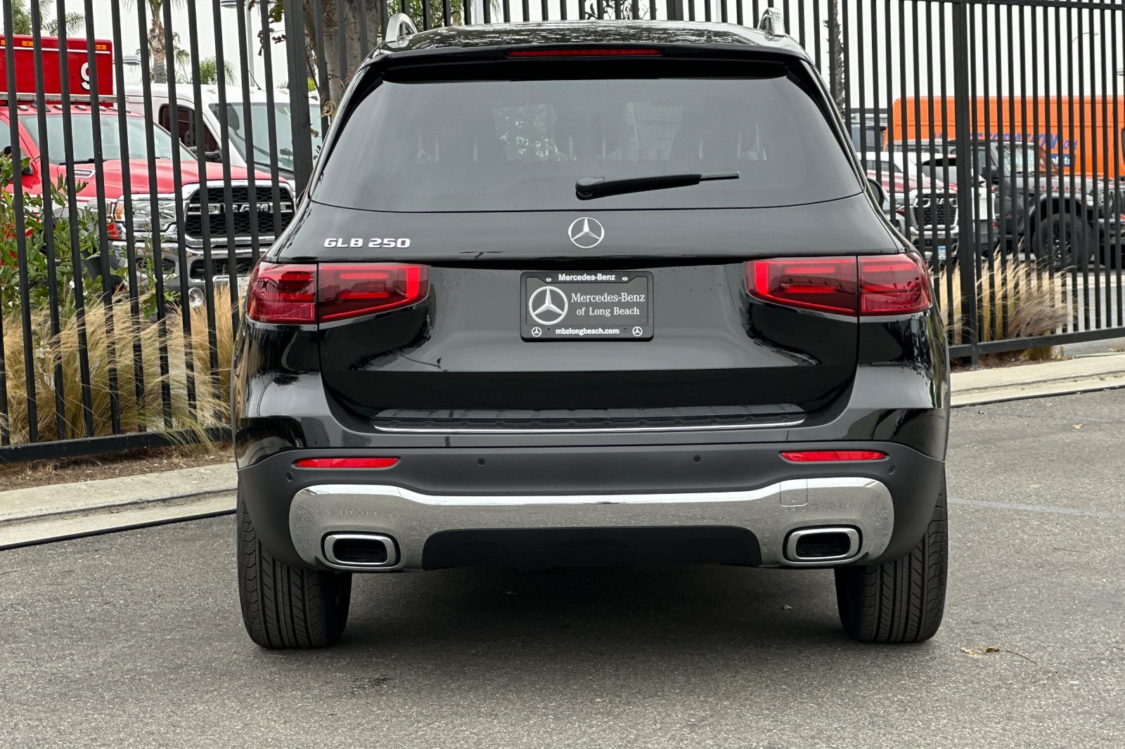 Vehicle image 9 of 31