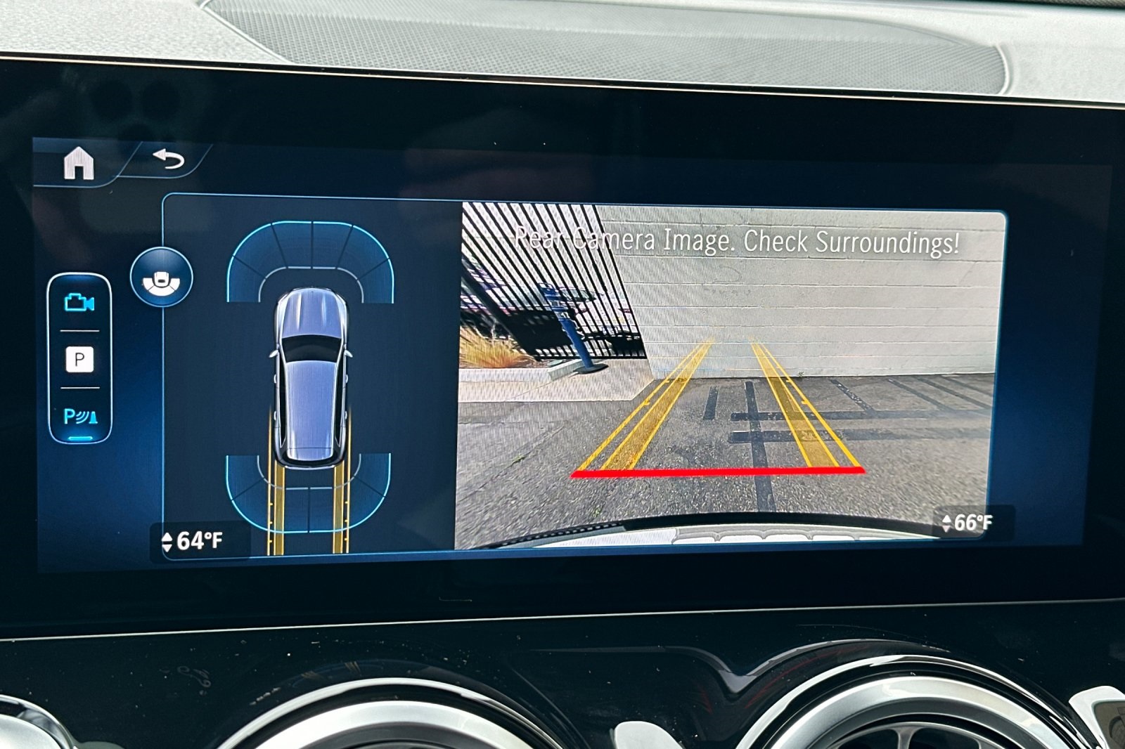 Vehicle image 20 of 31