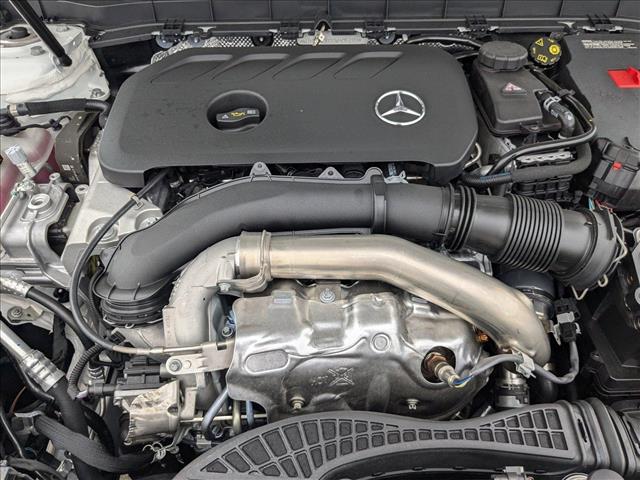Vehicle image 15 of 16
