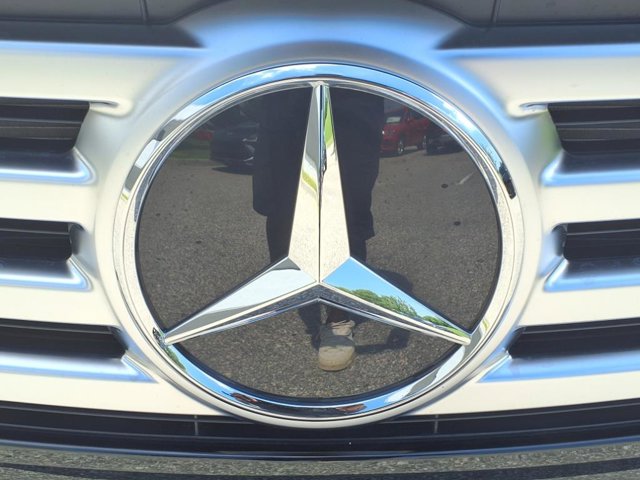 2025 Mercedes-Benz GLB 250 Image 19 of 25