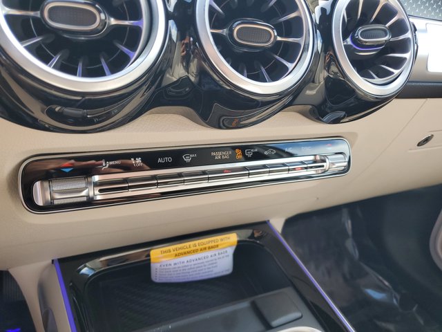 Vehicle image 28 of 35
