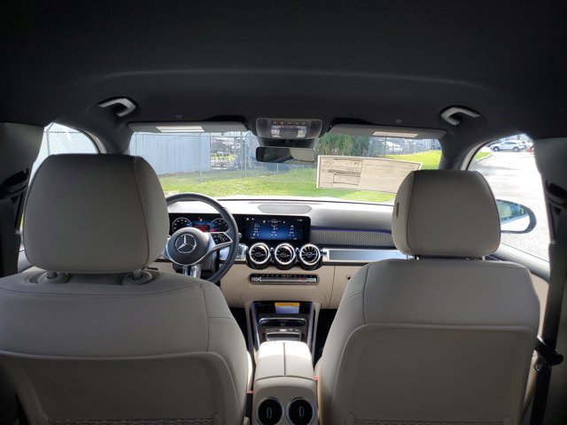 Vehicle image 8 of 35