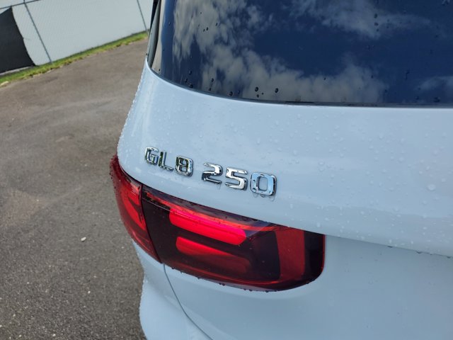 Vehicle image 5 of 35