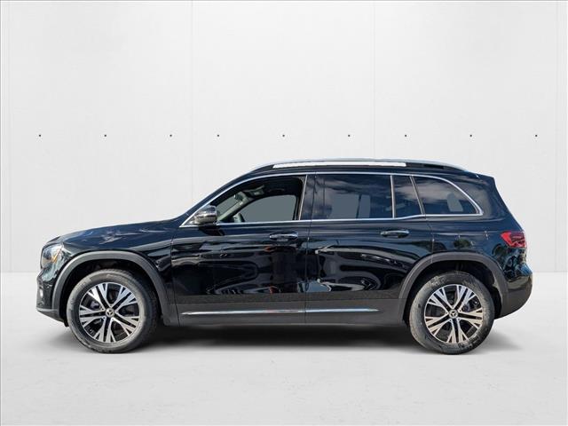 2025 Mercedes-Benz GLB 250 Image 6 of 16