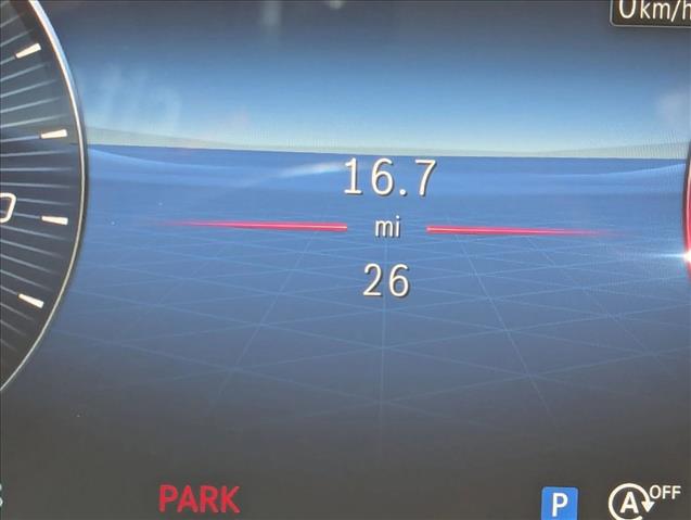 2025 Mercedes-Benz GLB 250 Image 16 of 16