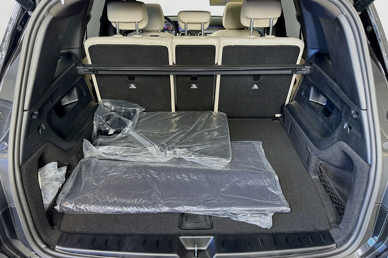Vehicle image 24 of 29