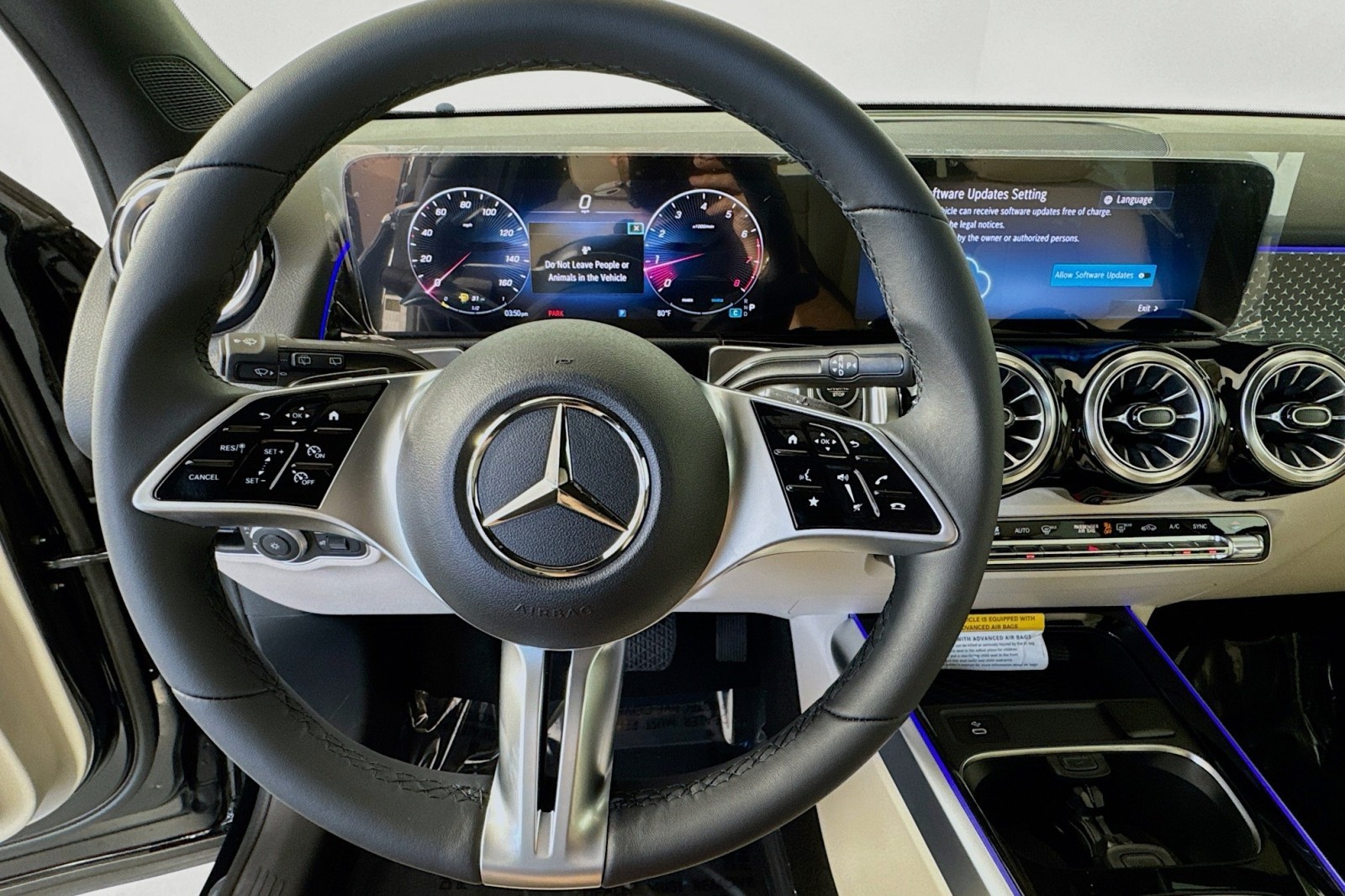 Vehicle image 11 of 29