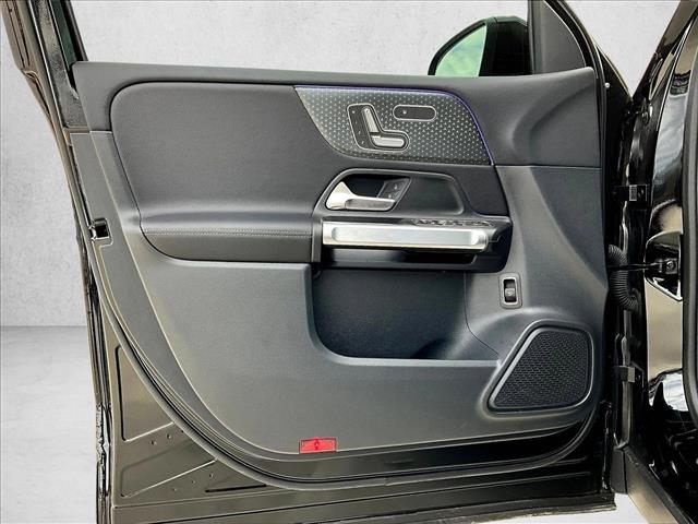 2025 Mercedes-Benz GLB 250 Image 28 of 30