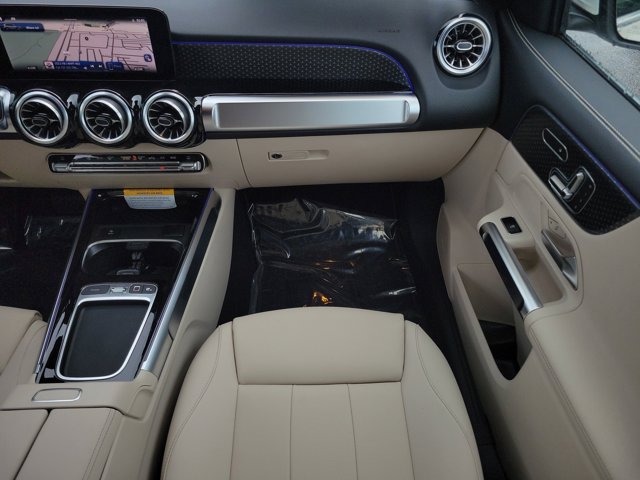Vehicle image 29 of 30