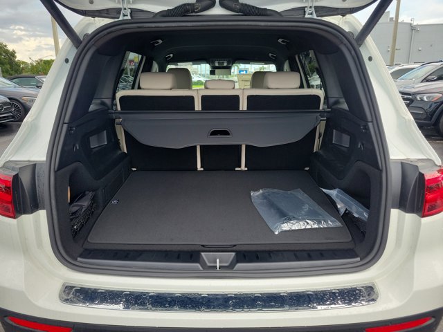 Vehicle image 6 of 30