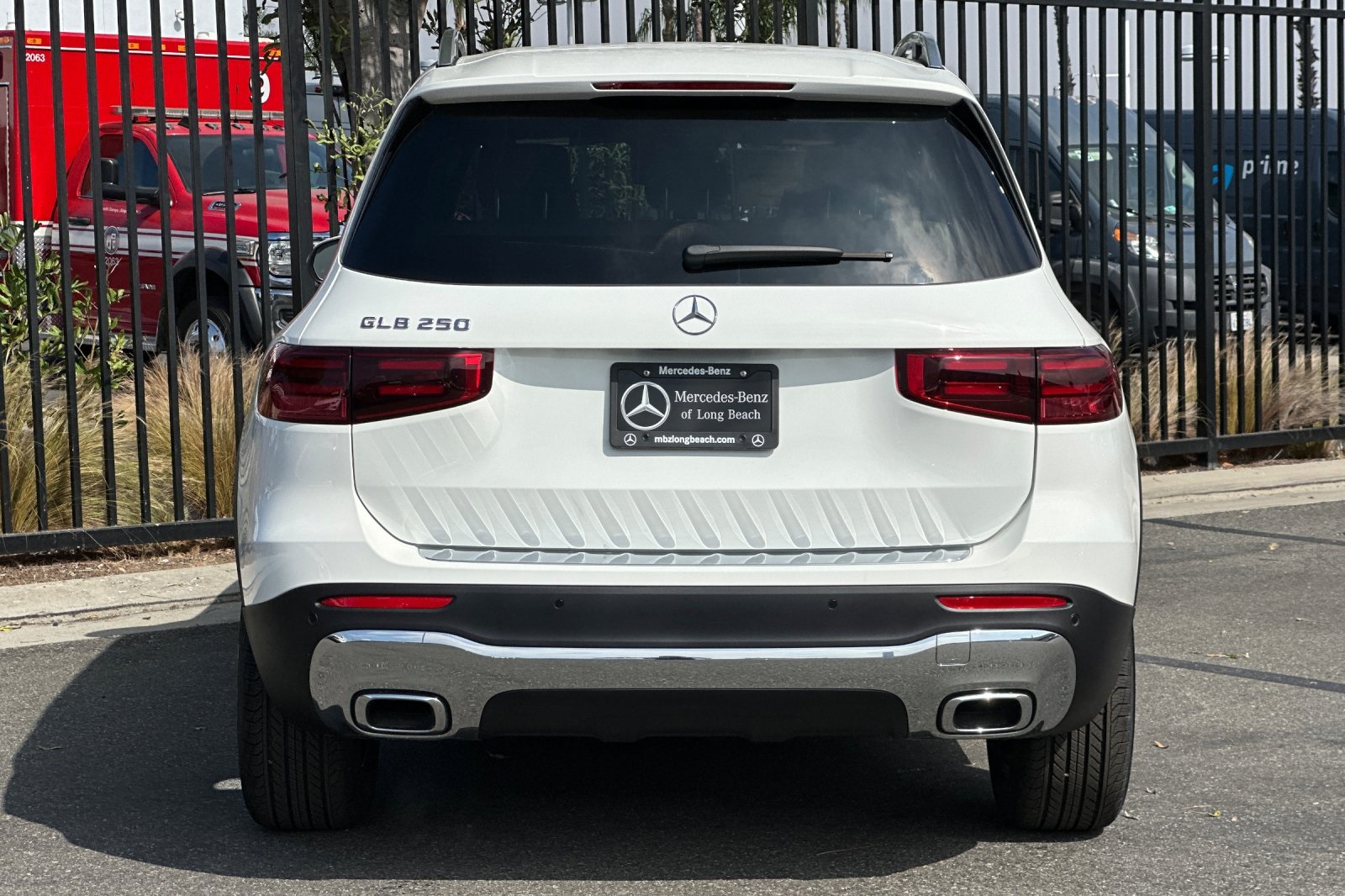 Vehicle image 9 of 31