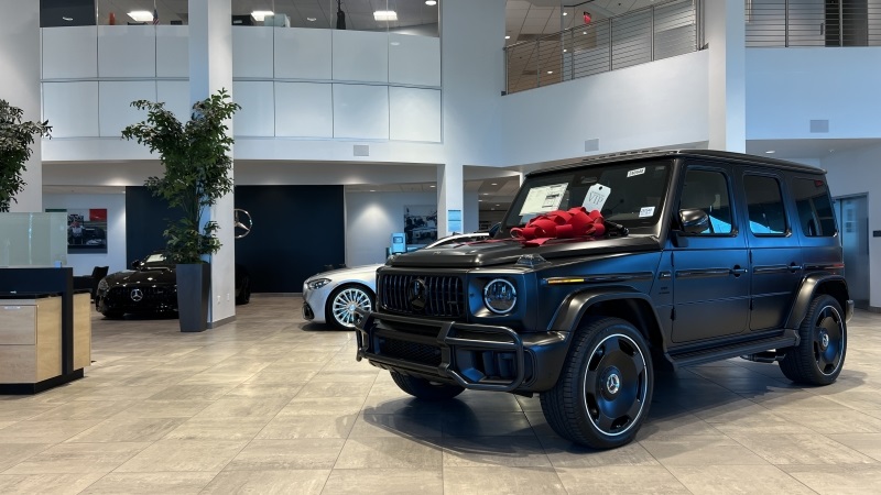 Vehicle image 2 of 31