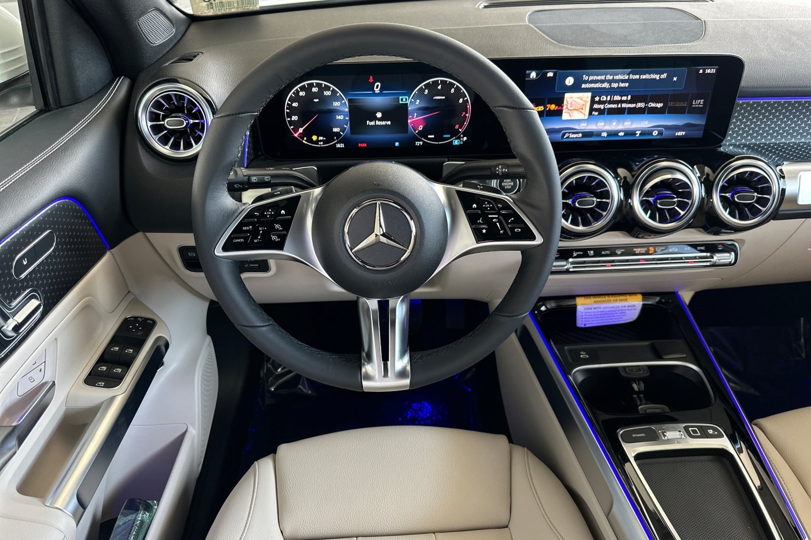 Vehicle image 15 of 31