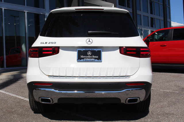 Vehicle image 5 of 29