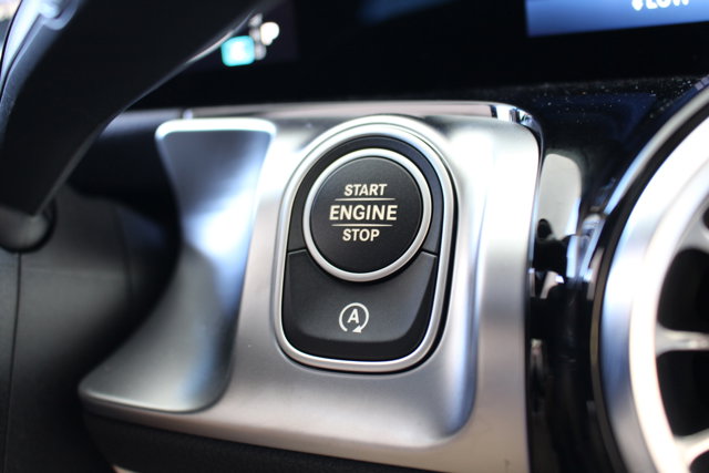 Vehicle image 27 of 29