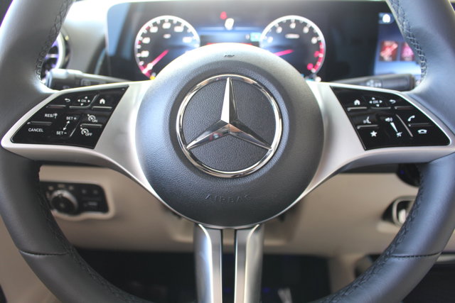 Vehicle image 24 of 29