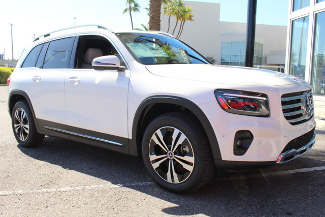 Vehicle image 8 of 29