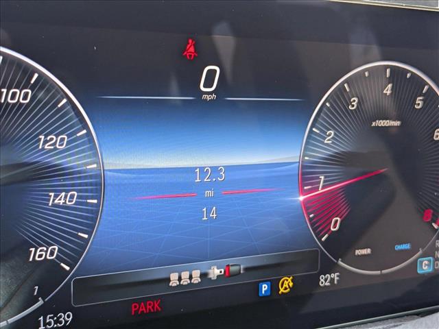 Vehicle image 10 of 16