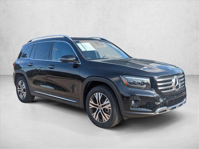 2025 Mercedes-Benz GLB 250 Image 3 of 16