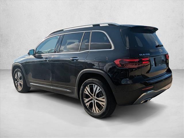 2025 Mercedes-Benz GLB 250 Image 6 of 16