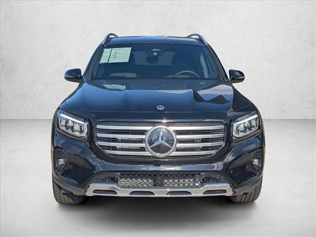 2025 Mercedes-Benz GLB 250 Image 2 of 16