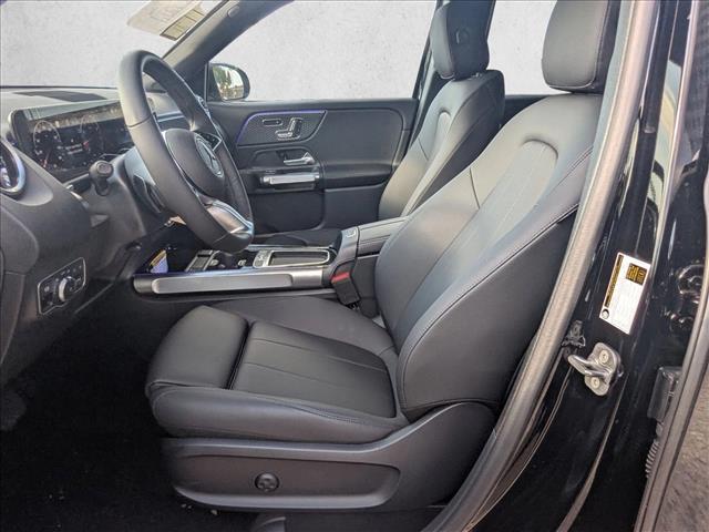 2025 Mercedes-Benz GLB 250 Image 9 of 16