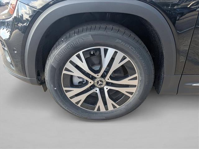 2025 Mercedes-Benz GLB 250 Image 7 of 16