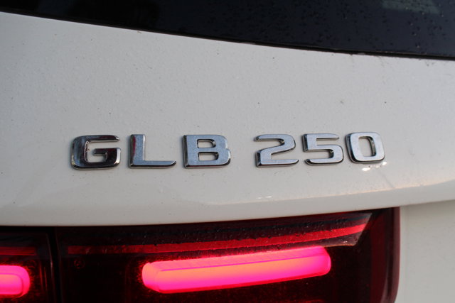 Vehicle image 6 of 31