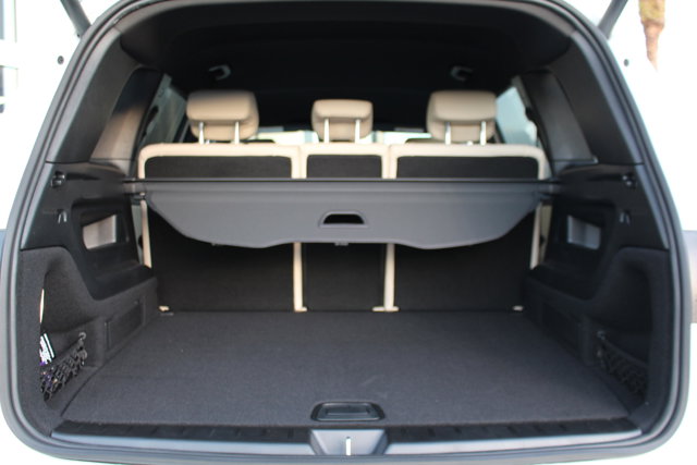 Vehicle image 21 of 31