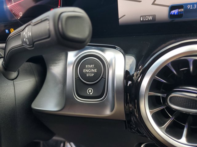 Vehicle image 29 of 35