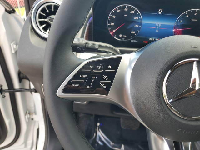 Vehicle image 18 of 35