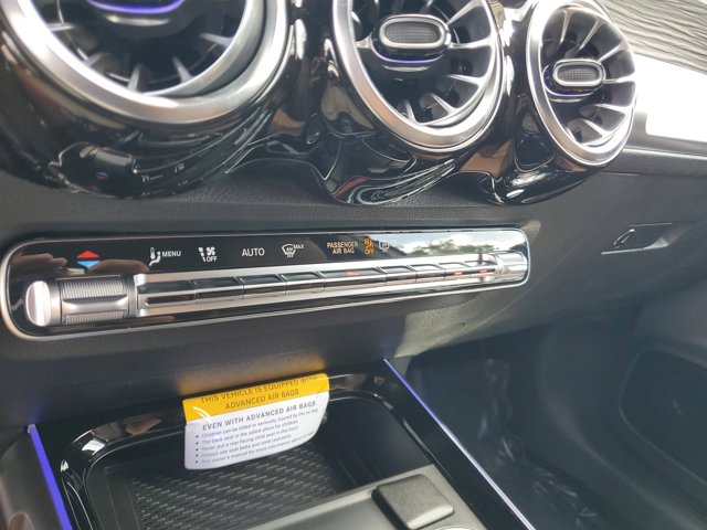 Vehicle image 7 of 35