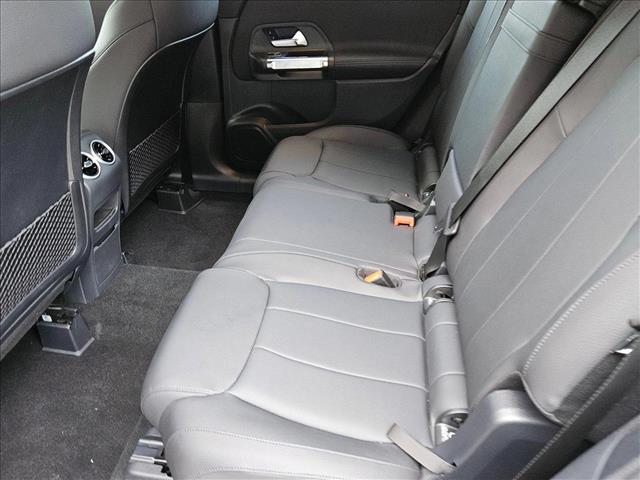 2025 Mercedes-Benz GLB 250 Image 9 of 15