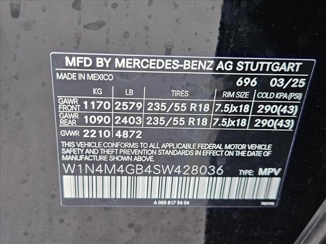 2025 Mercedes-Benz GLB 250 Image 14 of 15