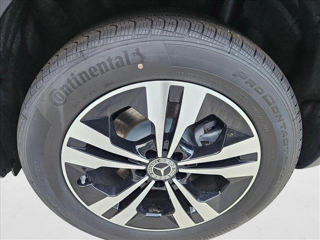 2025 Mercedes-Benz GLB 250 Image 7 of 15