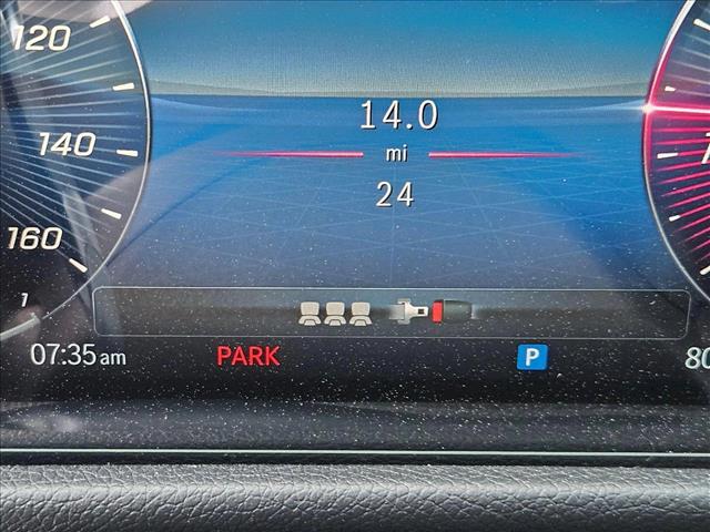 2025 Mercedes-Benz GLB 250 Image 12 of 15