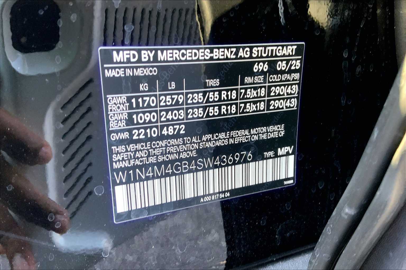 2025 Mercedes-Benz GLB 250 Image 13 of 16