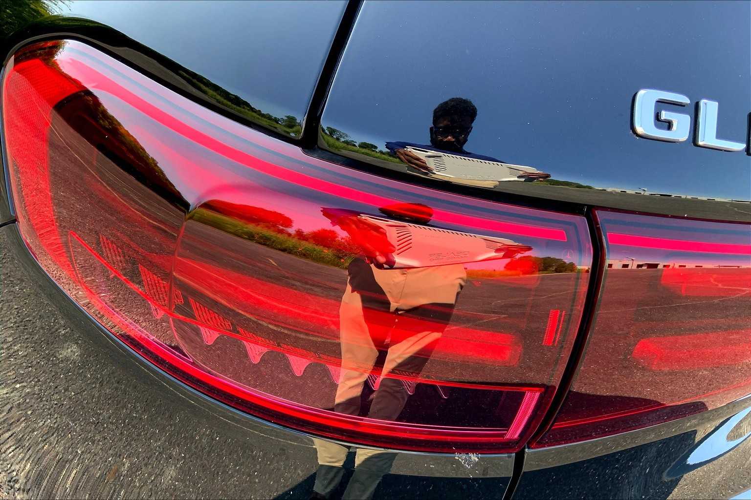 2025 Mercedes-Benz GLB 250 Image 15 of 16