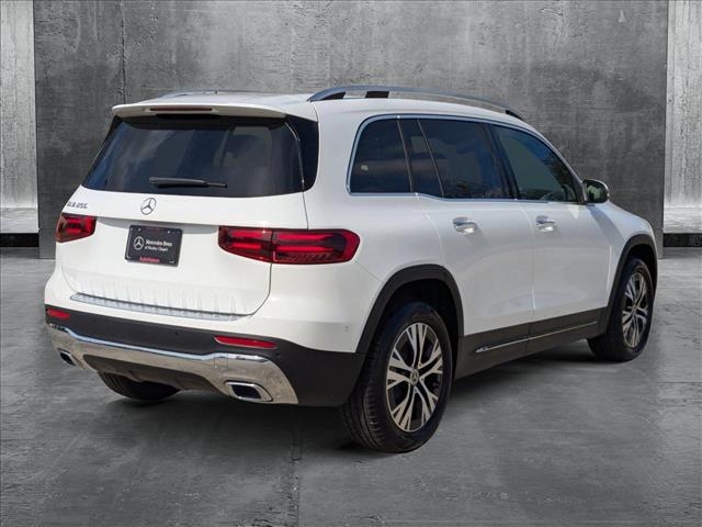 Vehicle image 1 of 17
