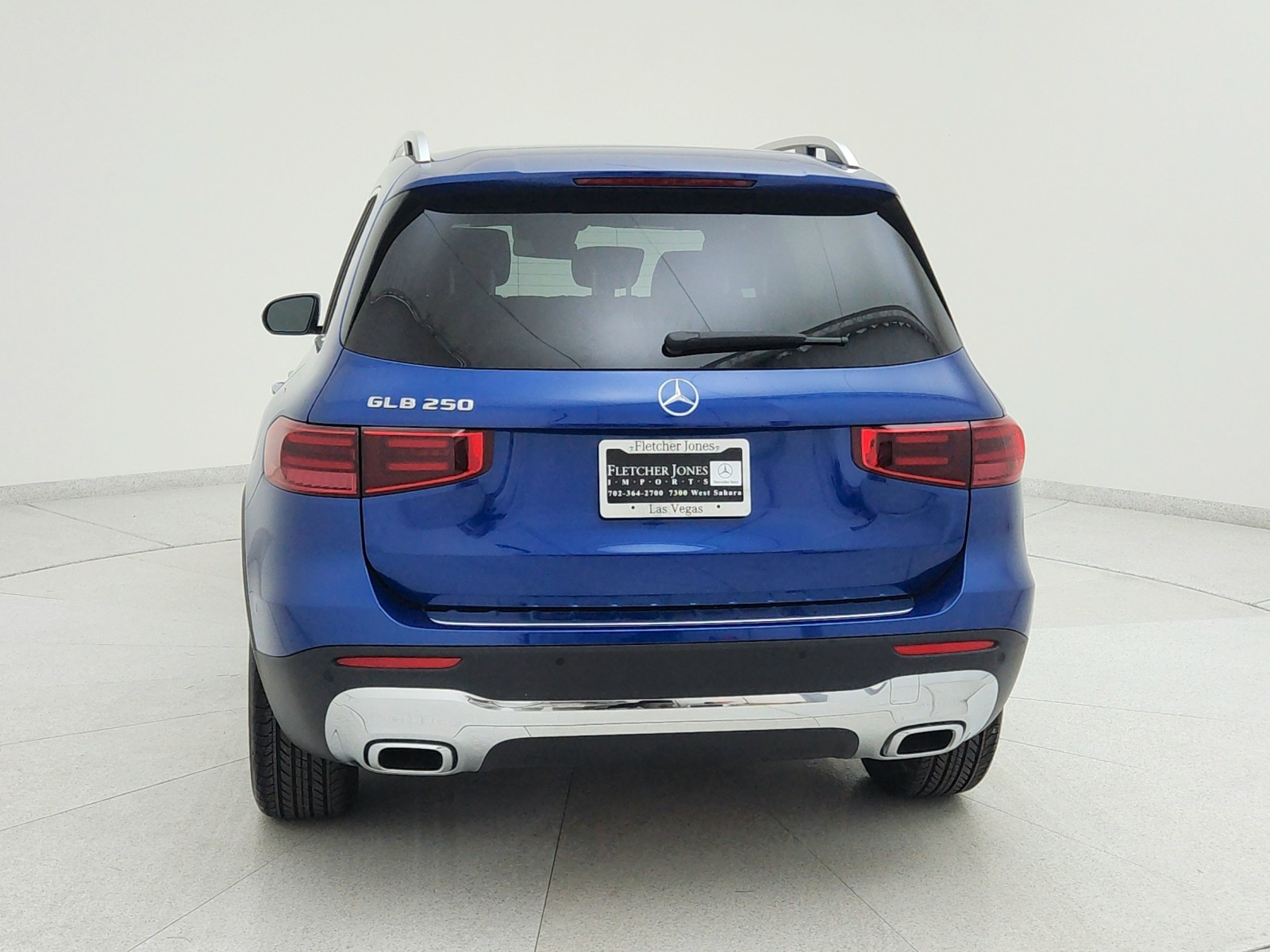 2025 Mercedes-Benz GLB 250 Image 8 of 21