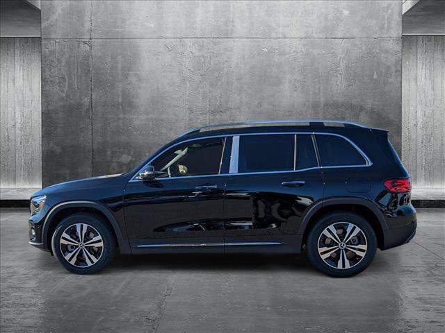 Vehicle image 5 of 17