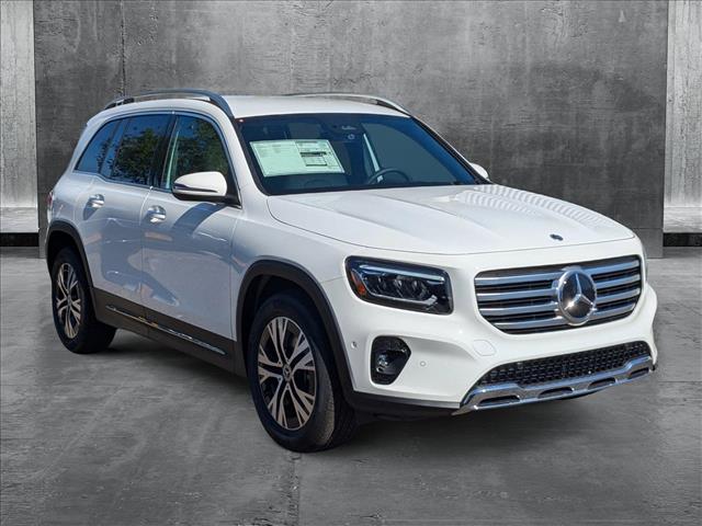 Vehicle image 6 of 17