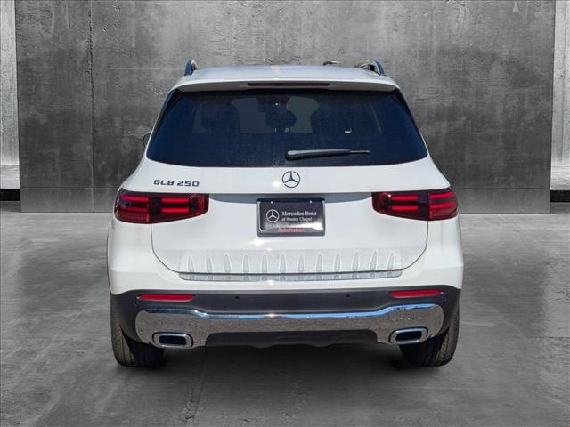 Vehicle image 7 of 17