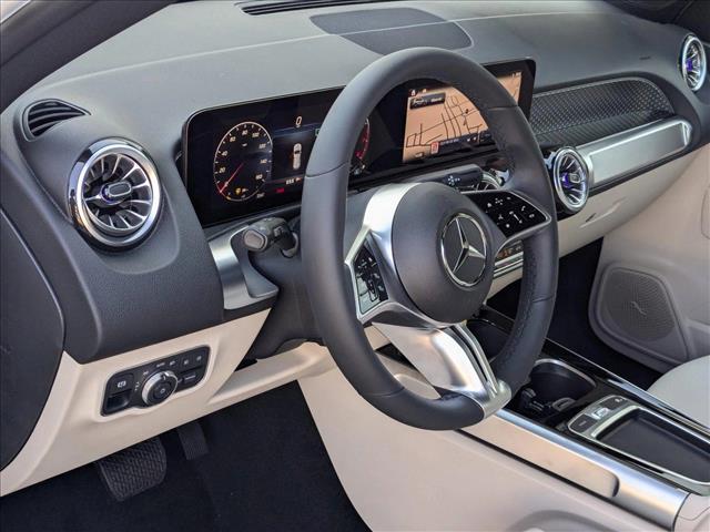 Vehicle image 2 of 17
