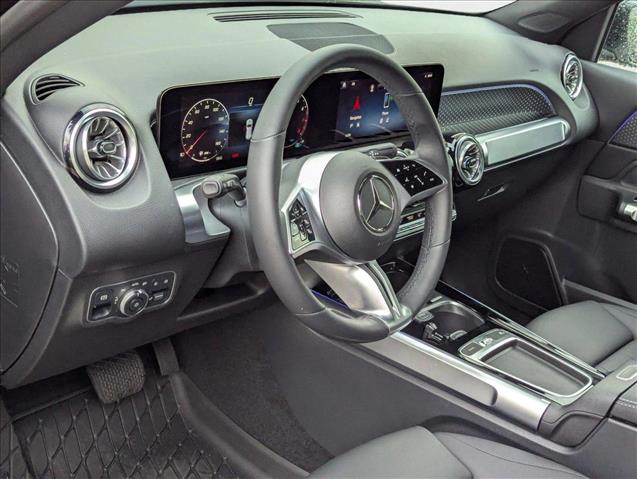 2025 Mercedes-Benz GLB 250 Image 14 of 30