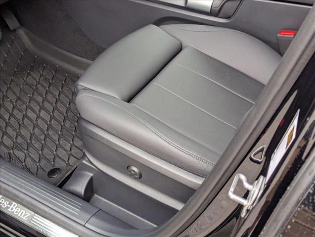 2025 Mercedes-Benz GLB 250 Image 30 of 30