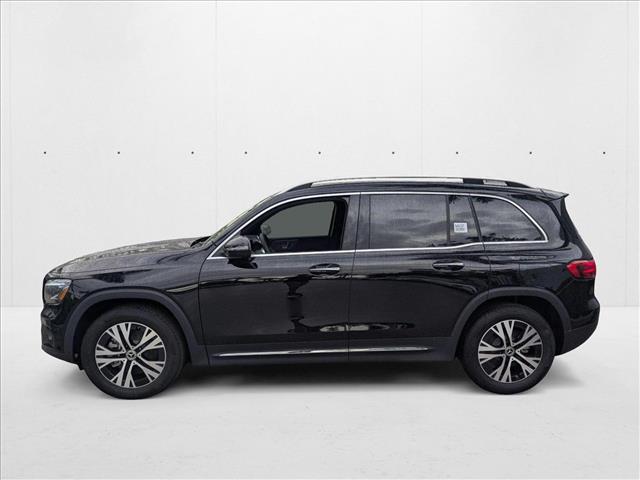 2025 Mercedes-Benz GLB 250 Image 6 of 30